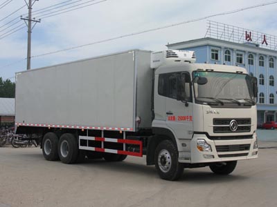 東風后八輪冷藏車